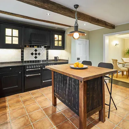 Host & - Paradise Farm Holiday home *